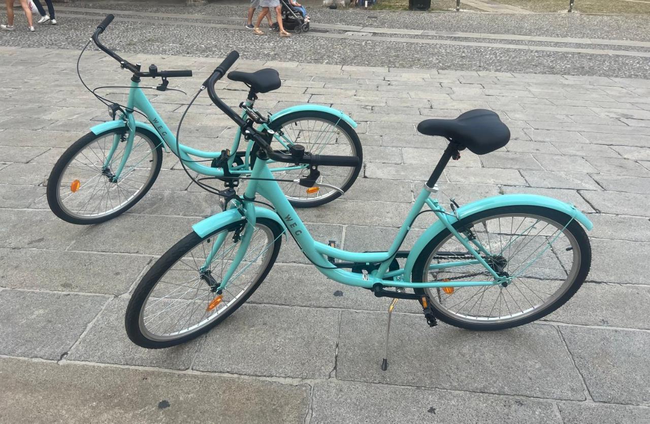 Alloggio Del 1400 Nel Cuore Del Centro Storico A 2 Min Dal Porto E Con 2 Bici Gratuite Côme Extérieur photo