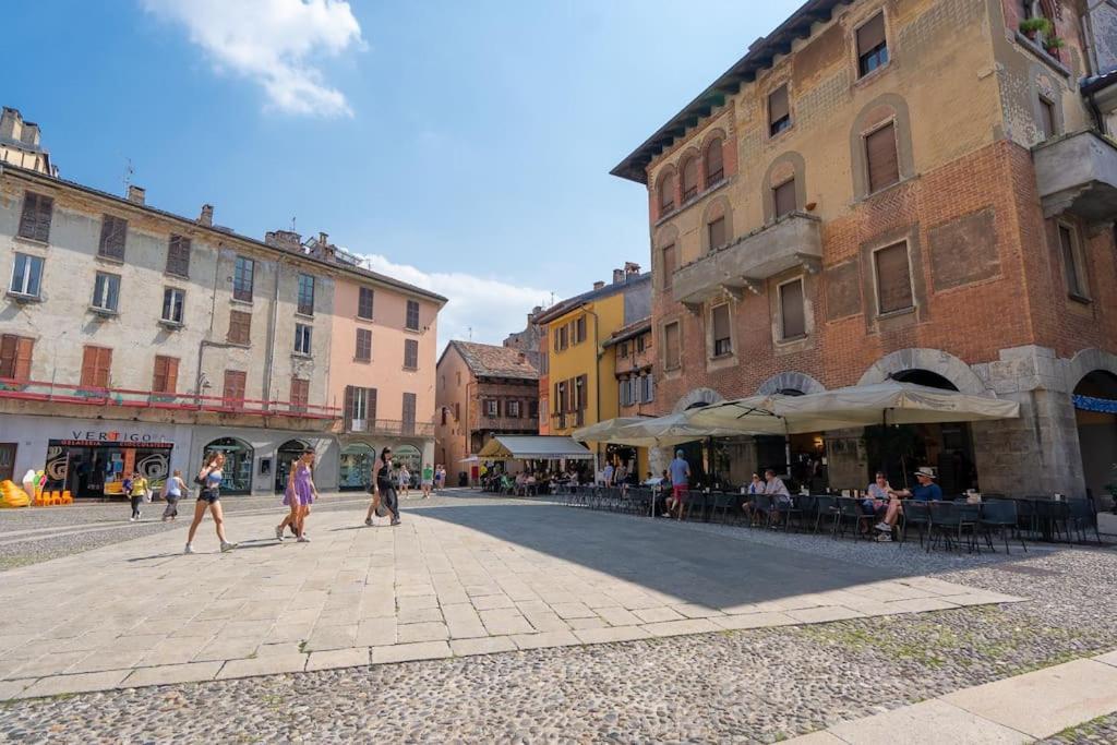 Alloggio Del 1400 Nel Cuore Del Centro Storico A 2 Min Dal Porto E Con 2 Bici Gratuite Côme Extérieur photo