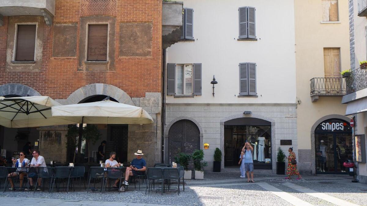 Alloggio Del 1400 Nel Cuore Del Centro Storico A 2 Min Dal Porto E Con 2 Bici Gratuite Côme Extérieur photo